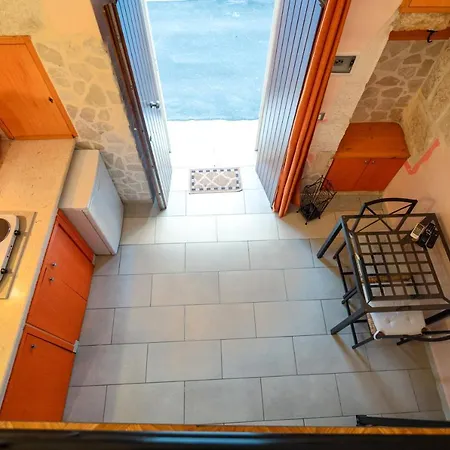 Apartment Orange House *
