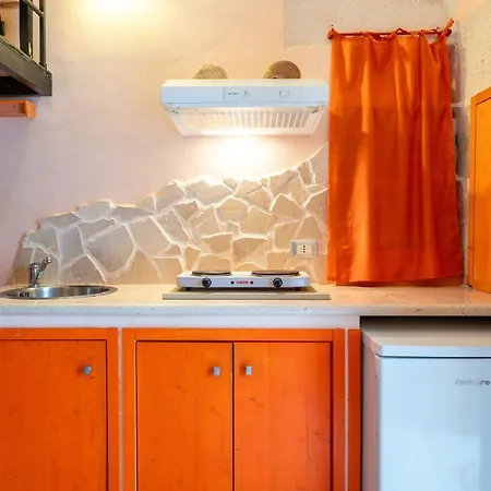 Orange House Apartment